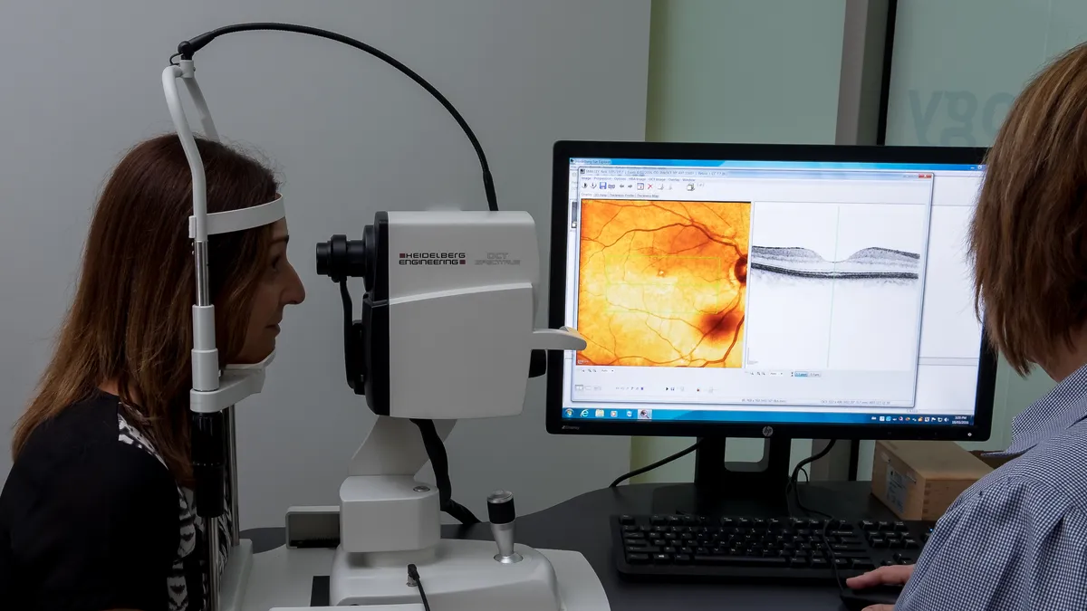 OCT Eye test